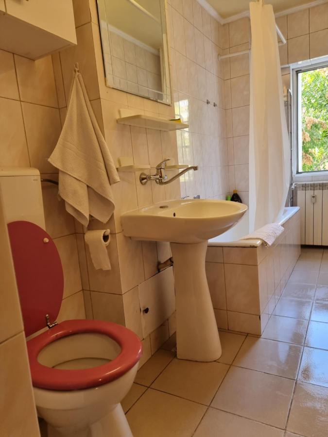 Charming And Intimate Getaway In Bucharest - Near Unirii Square 아파트 외부 사진